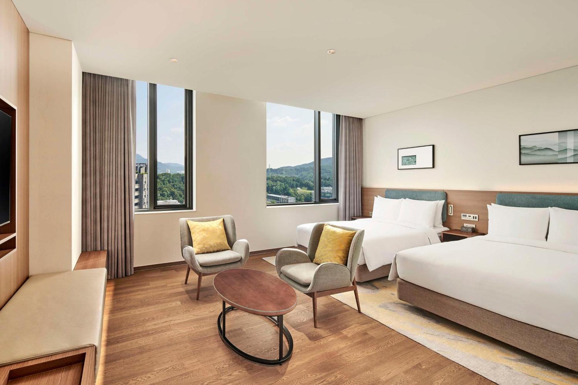Hotel Hilton Garden Gangnam 4*